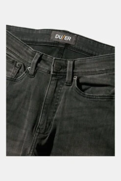 Performance Denim Slim Jeans -Maier Buff Winkel albaf10004 7272 03 nl